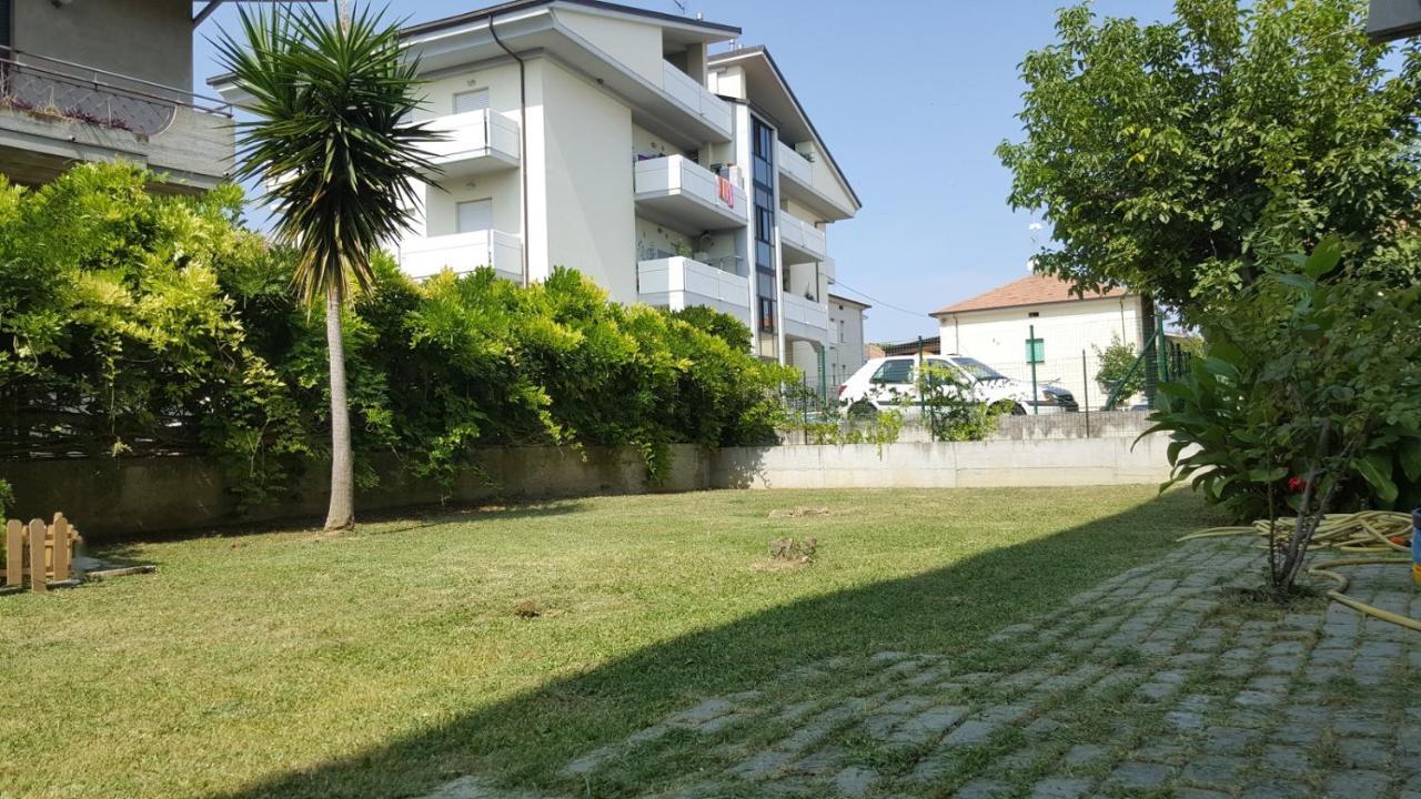 Casa Vacanze Darena Tortoreto Luaran gambar